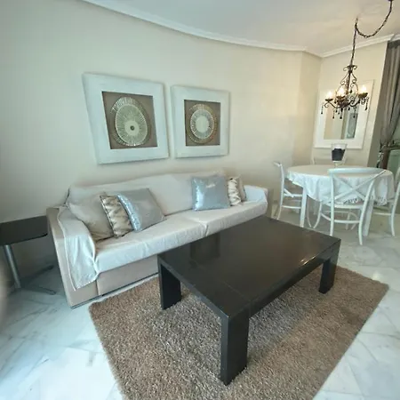 Elegant 2-bedroom In Benidorm With Private Pool And Scenic Garden Views Cala de Finestrat
