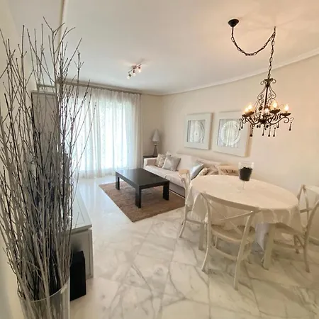 Elegant 2-bedroom In Benidorm With Private Pool And Scenic Garden Views Apartment Cala de Finestrat